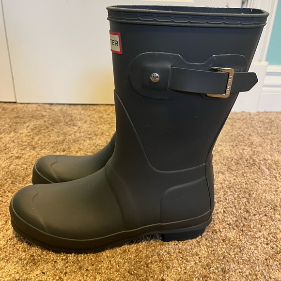Hunter Women’s Original Short Rain Boots, US size 7, EUC - Picture 8 of 16